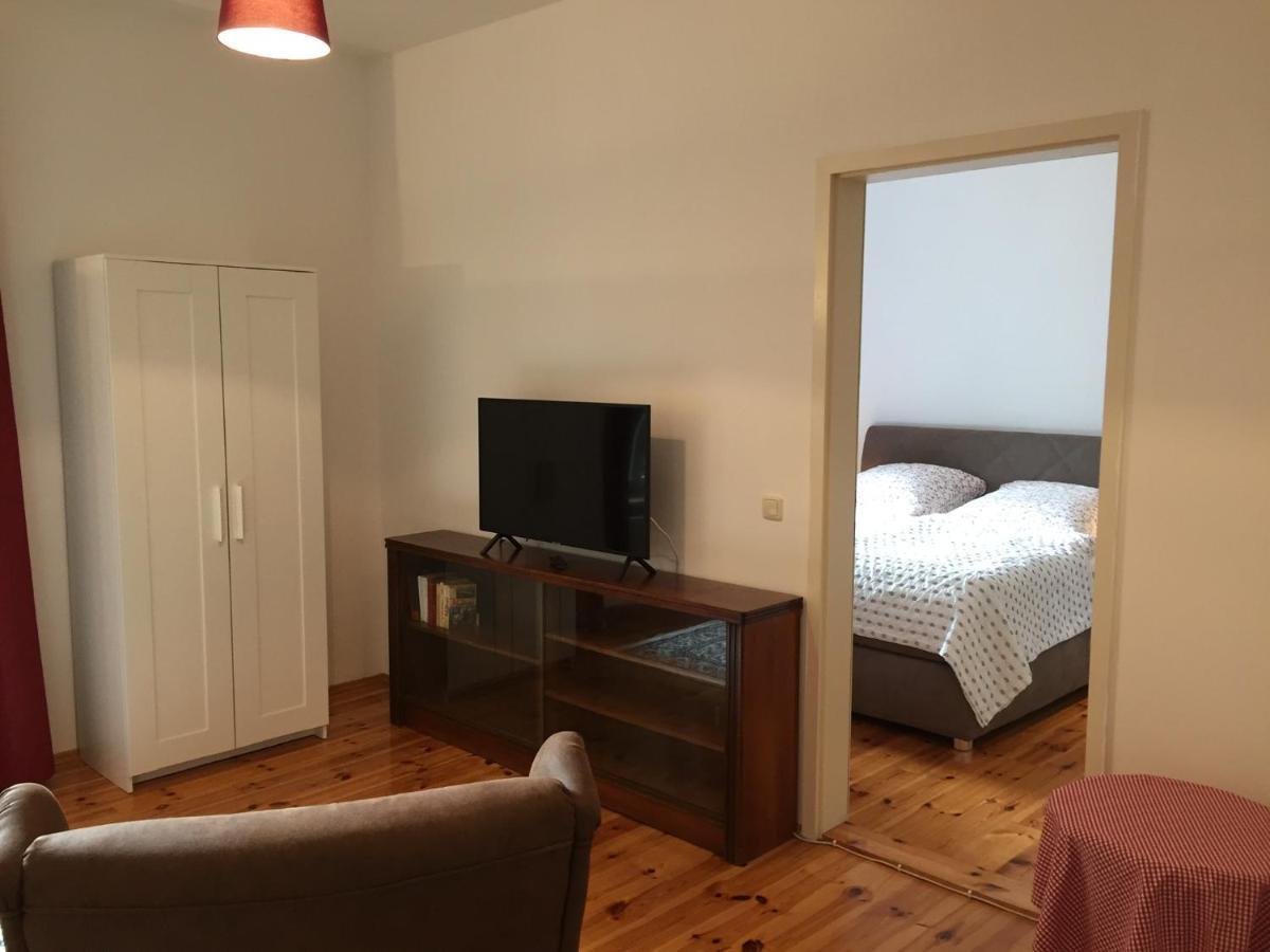 Ferienwohnung Huttenstrasse Halle Halle  Esterno foto